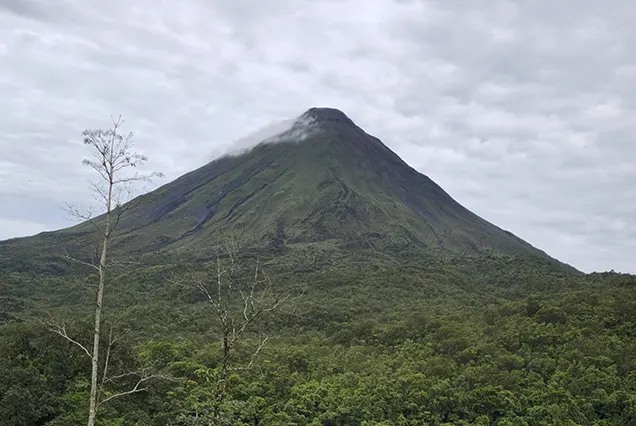 Arenal Volcano Walk & History